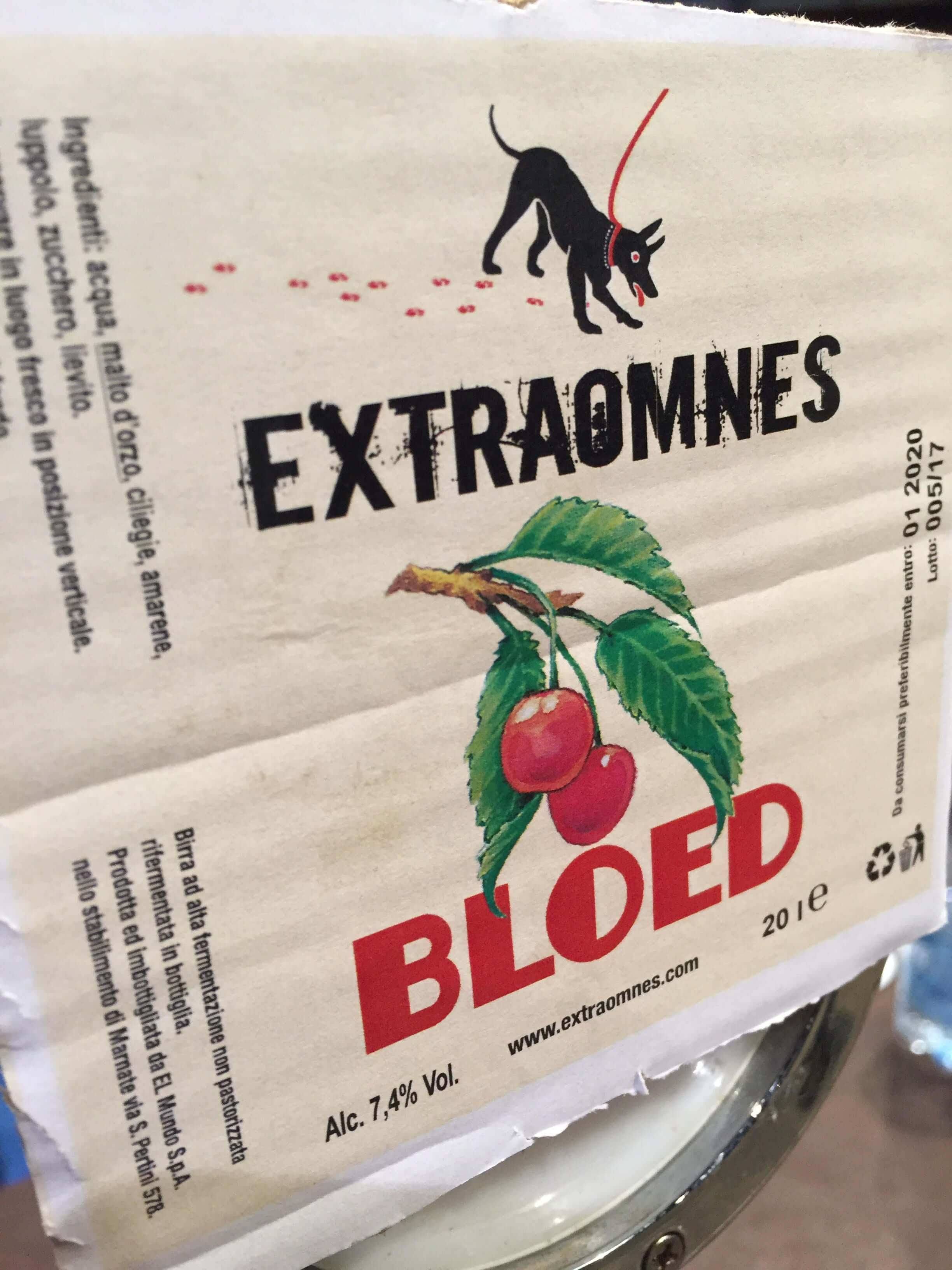 Extraomnes birra spina bloed